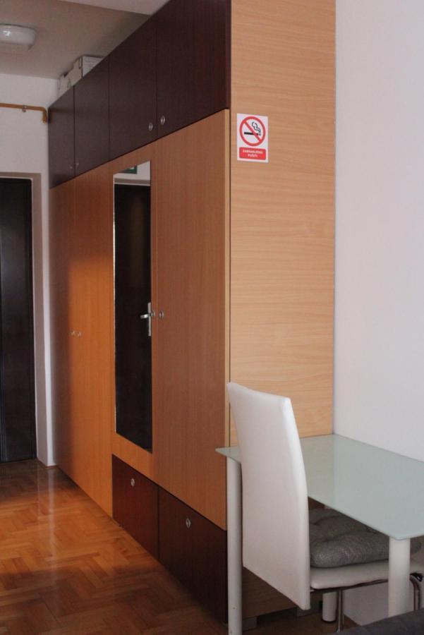 Ferienwohnung Studio Apartman Ivano Ðakovo Exterior foto
